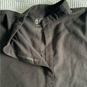 Figs black scrub top